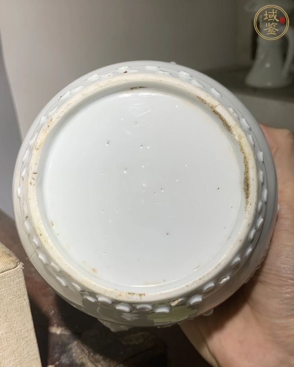 古玩陶瓷德化窯白釉獅耳鼓釘罐真品鑒賞圖