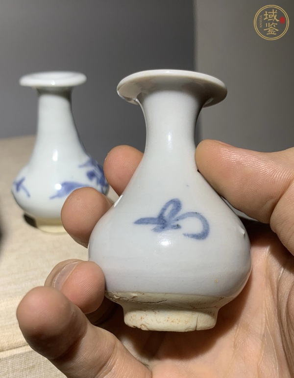 古玩陶瓷青花花卉紋玉壺春瓶真品鑒賞圖
