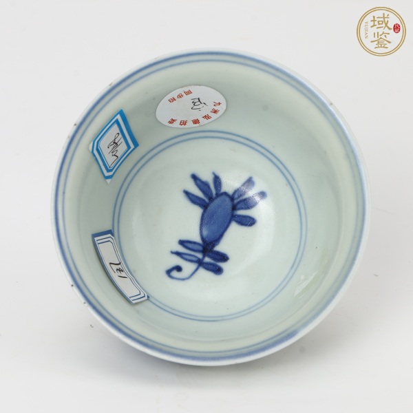 古玩陶瓷明晚期青花三多紋杯真品鑒賞圖