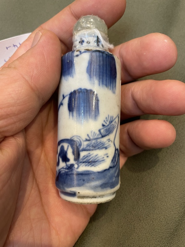 古玩陶瓷清道光 青花柳蔭駿馬圖鼻煙壺拍賣，當前價格1300元