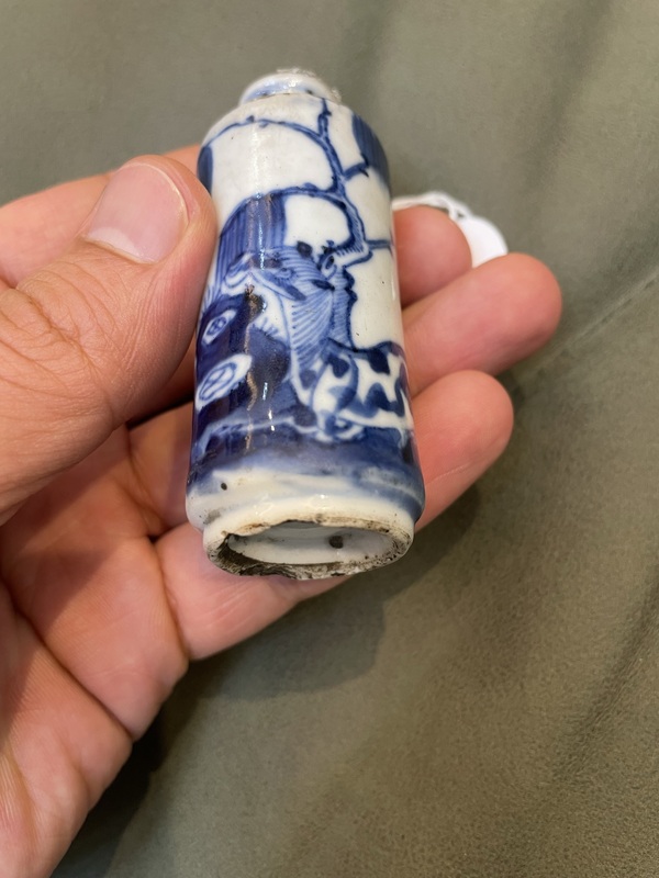 古玩陶瓷清道光 青花柳蔭駿馬圖鼻煙壺拍賣，當前價格1300元