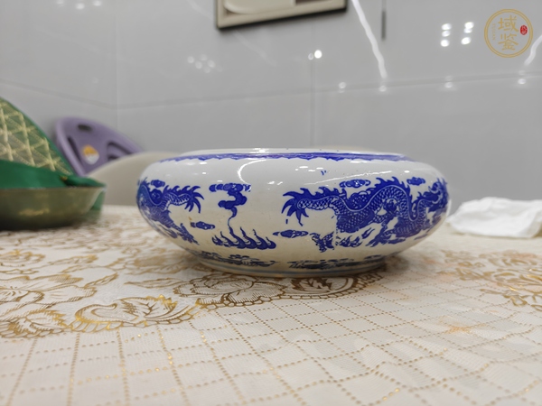古玩陶瓷青花龍紋盤真品鑒賞圖