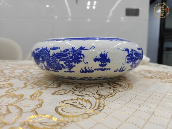 古玩陶瓷青花龍紋盤真品鑒賞圖