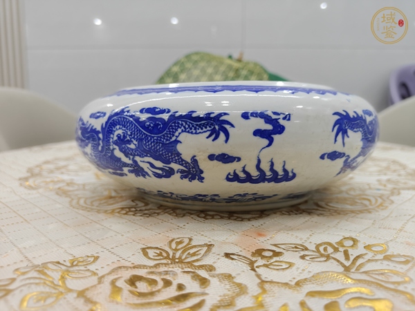古玩陶瓷青花龍紋盤真品鑒賞圖
