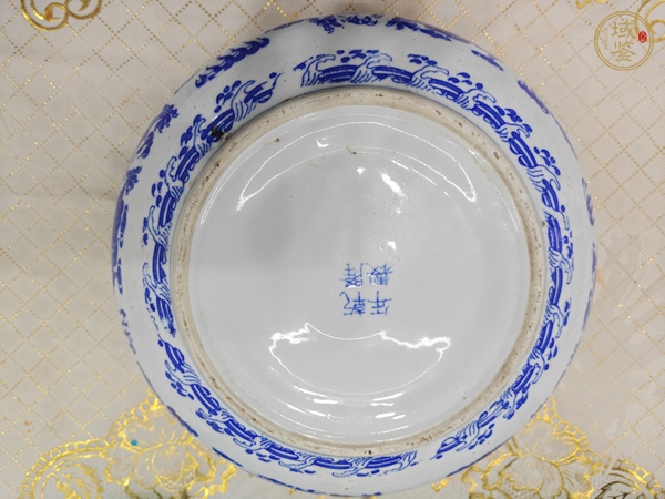古玩陶瓷青花龍紋盤真品鑒賞圖