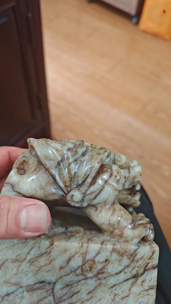 古玩玉器提油仿古“獸鈕玉印”真品鑒賞圖