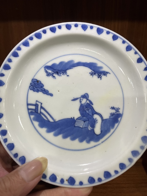 古玩陶瓷明天啟崇禎高士圖青花盤拍賣，當(dāng)前價(jià)格6000元