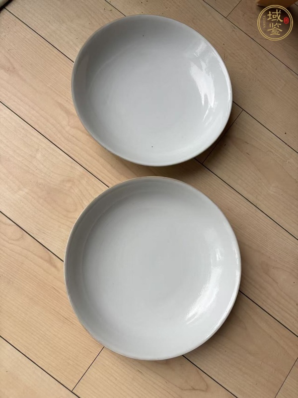 古玩白釉盤真品鑒賞圖