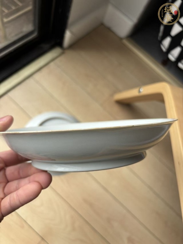 古玩陶瓷白釉盤真品鑒賞圖