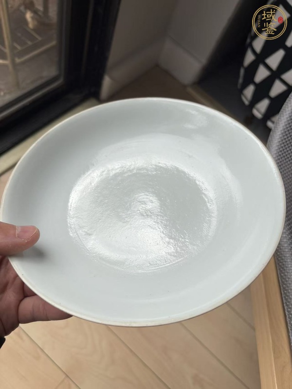 古玩陶瓷白釉盤真品鑒賞圖