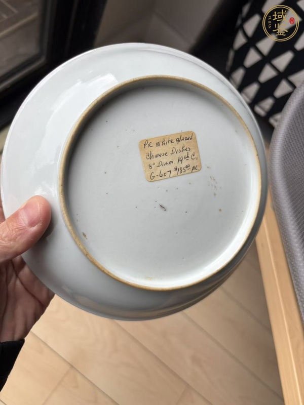 古玩陶瓷白釉盤真品鑒賞圖