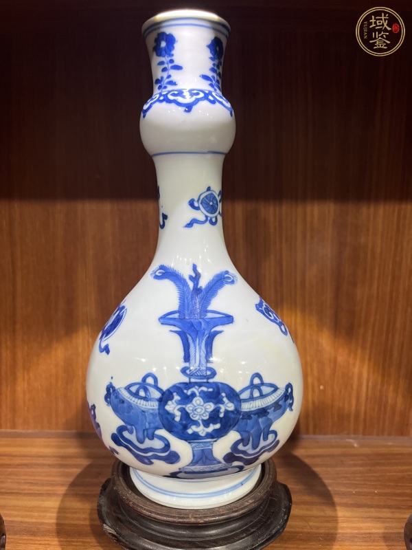 古玩陶瓷瑞獸紋青花蒜頭瓶真品鑒賞圖