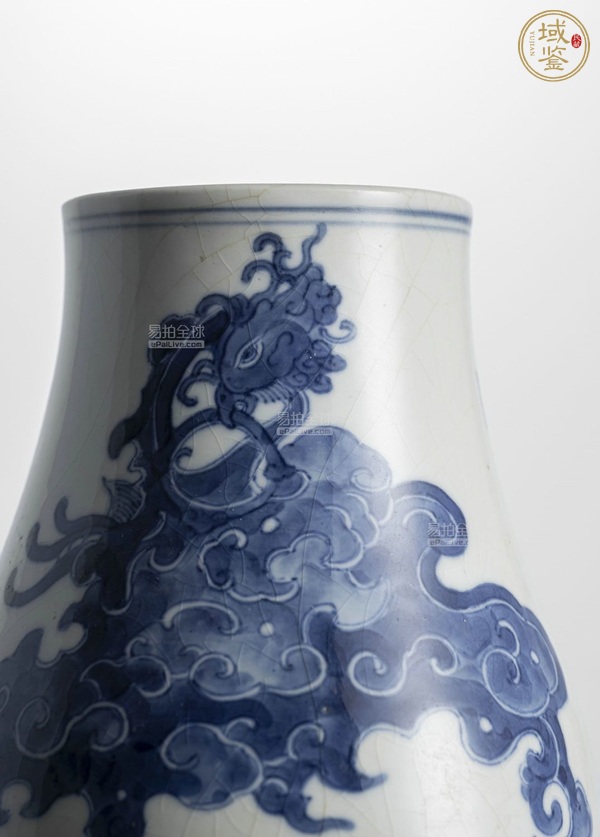 古玩陶瓷晚清煨瓷青花尊真品鑒賞圖