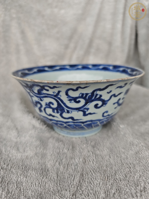 古玩陶瓷青花夔龍紋碗真品鑒賞圖