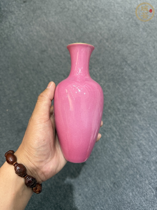 古玩胭脂紅瓶真品鑒賞圖