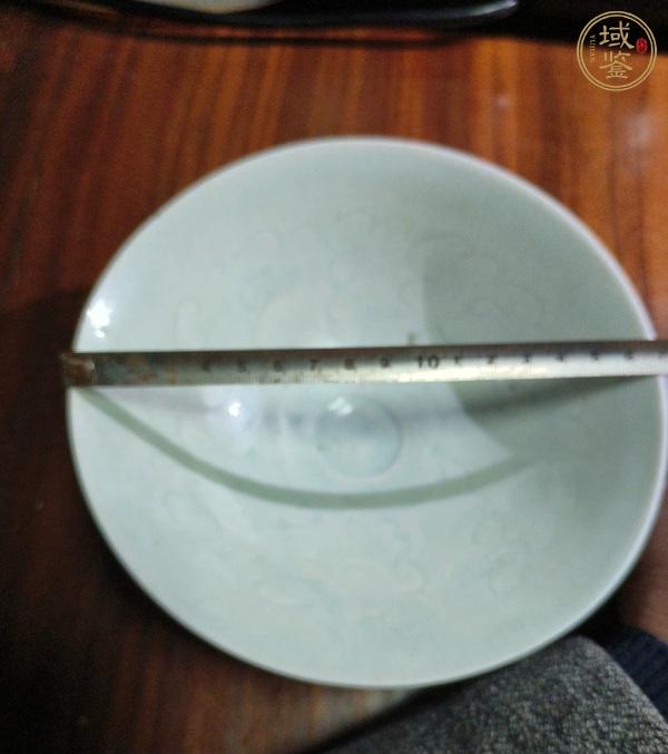 古玩陶瓷青白釉刻劃云氣紋碗真品鑒賞圖
