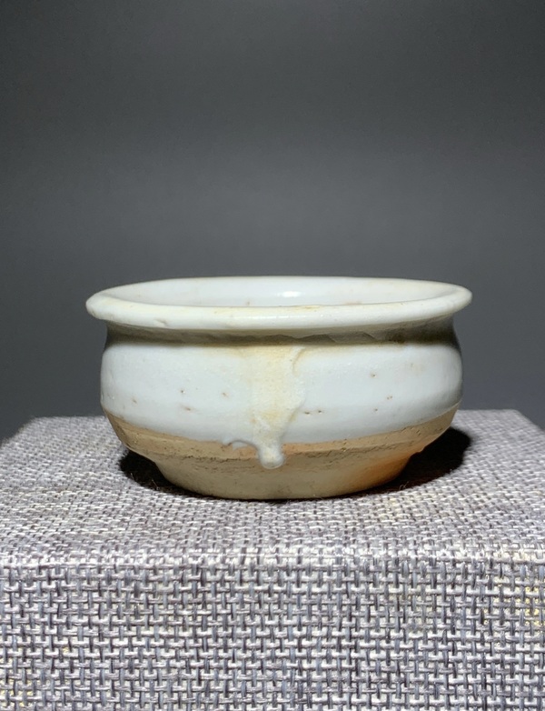 古玩陶瓷德化窯白釉小琴爐拍賣，當(dāng)前價(jià)格480元