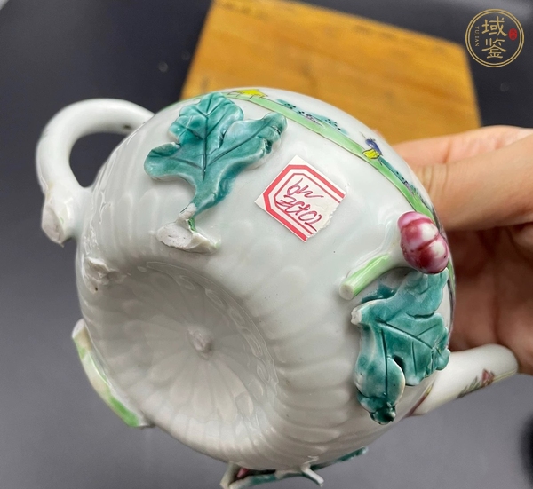 古玩陶瓷清雍正 粉彩山水紋執(zhí)壺真品鑒賞圖