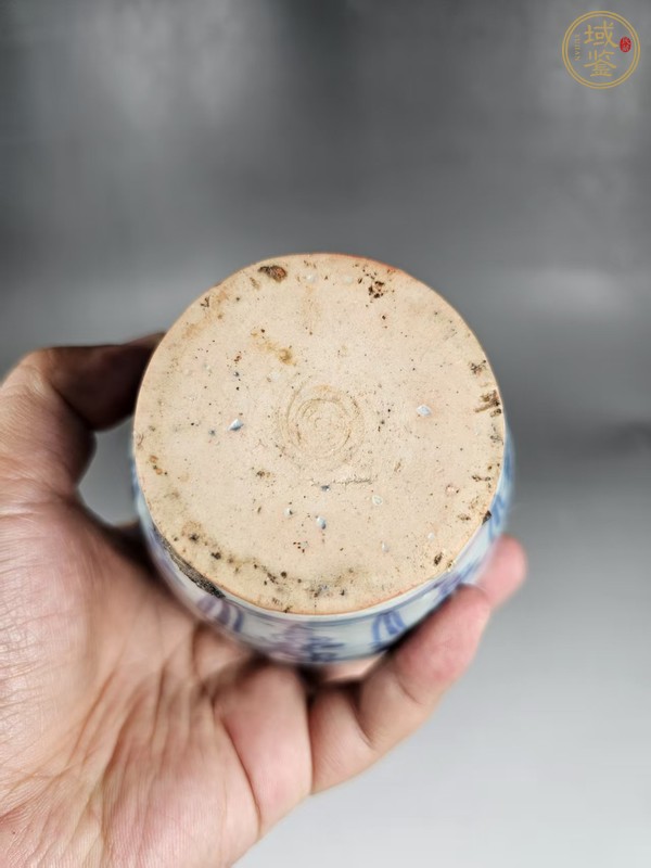 古玩陶瓷青花花卉紋蓋罐真品鑒賞圖