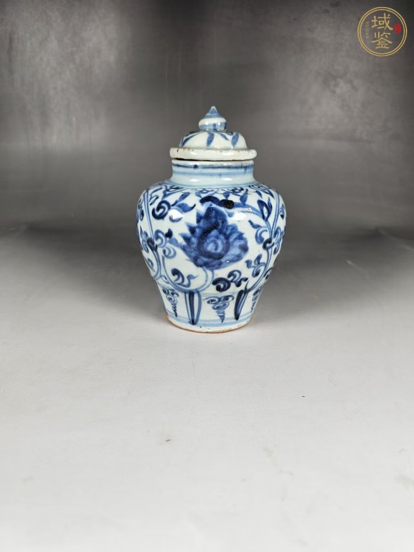 古玩陶瓷青花花卉紋蓋罐真品鑒賞圖