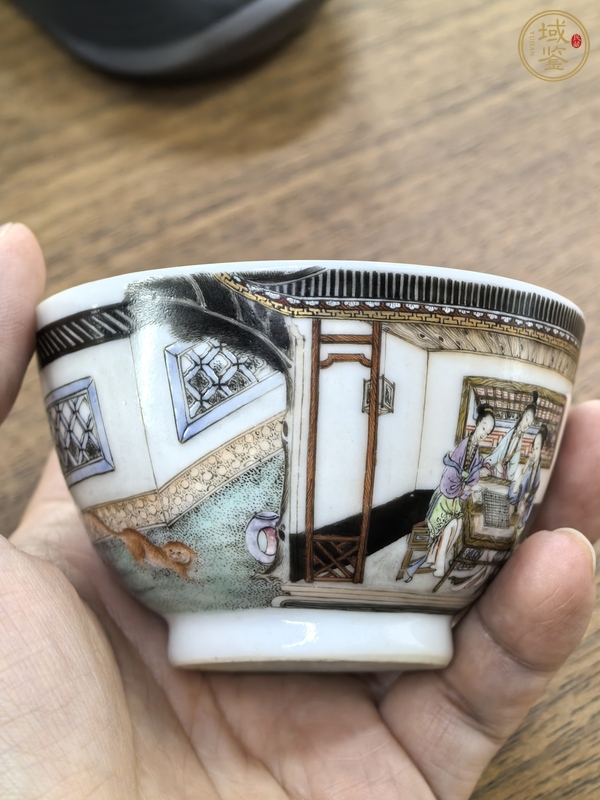 古玩陶瓷粉彩仕女人物茶杯真品鑒賞圖