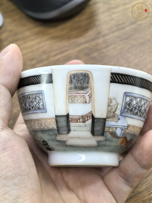古玩陶瓷粉彩仕女人物茶杯真品鑒賞圖