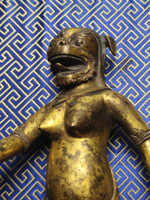 古玩銅器清中期鎏金獅面空行母拍賣，當(dāng)前價(jià)格36800元