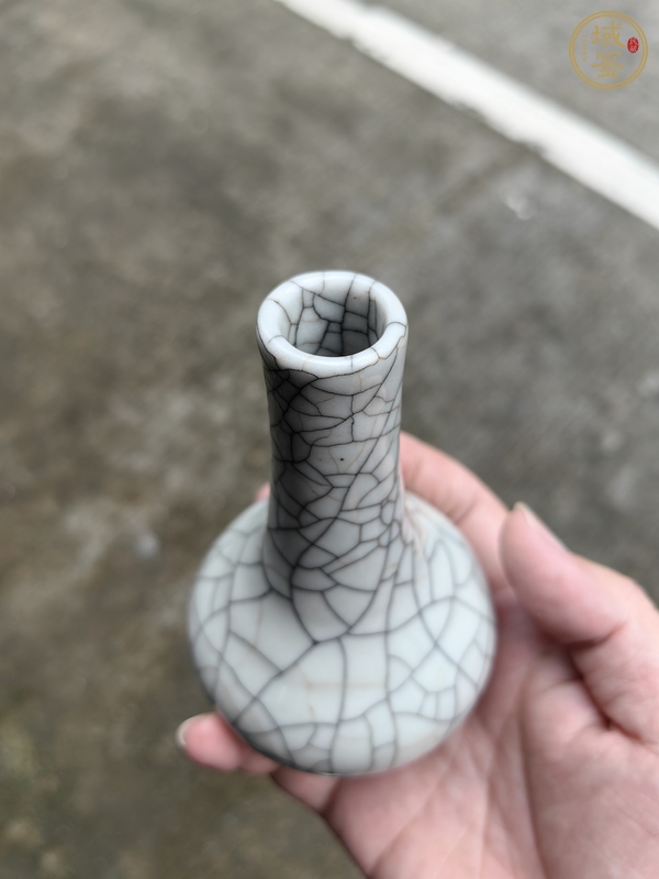 古玩陶瓷哥釉錐把瓶真品鑒賞圖