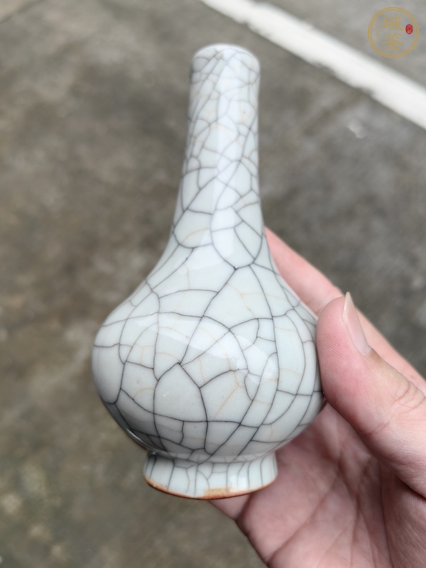 古玩陶瓷哥釉錐把瓶真品鑒賞圖