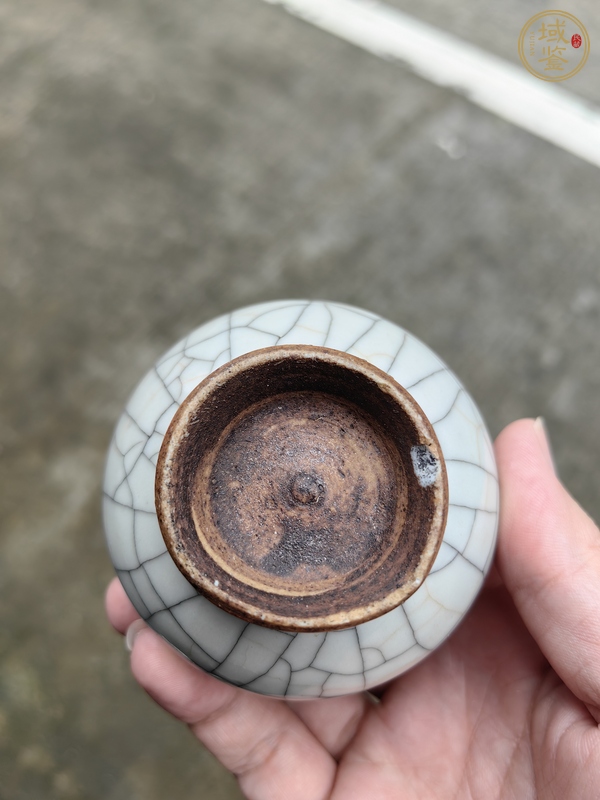 古玩陶瓷哥釉錐把瓶真品鑒賞圖