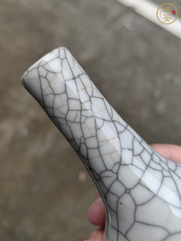 古玩陶瓷哥釉錐把瓶真品鑒賞圖