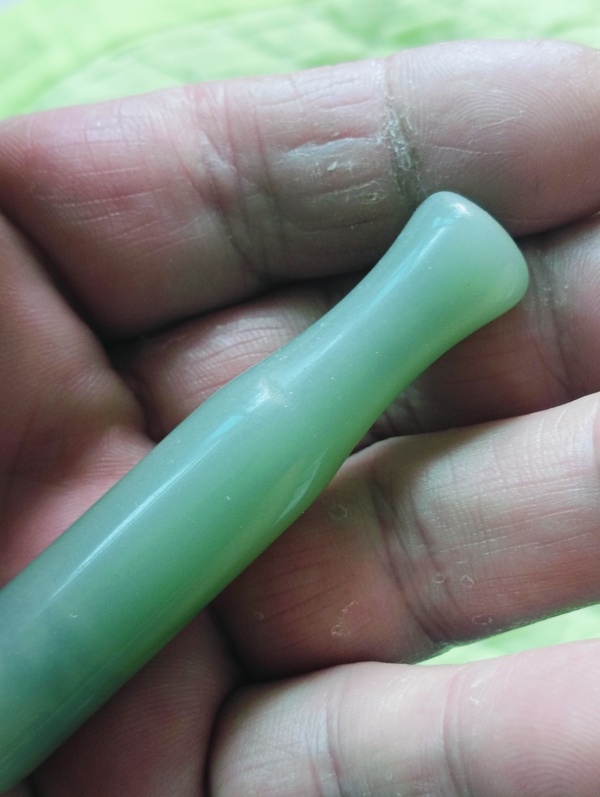 古玩玉器老料器煙嘴拍賣(mài)，當(dāng)前價(jià)格99元