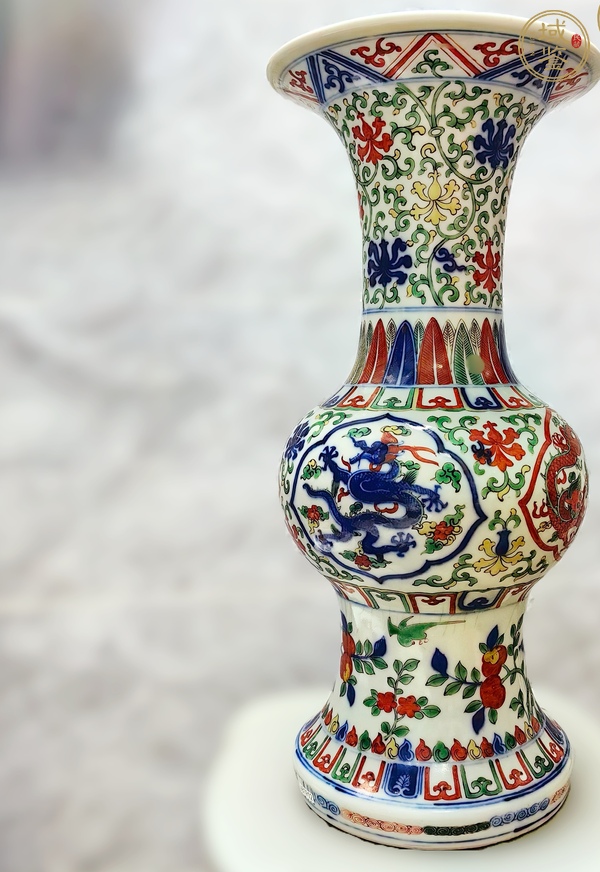 古玩陶瓷青花五彩花觚真品鑒賞圖