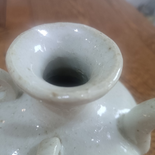 古玩陶瓷青白釉三系執(zhí)壺拍賣，當前價格1380元