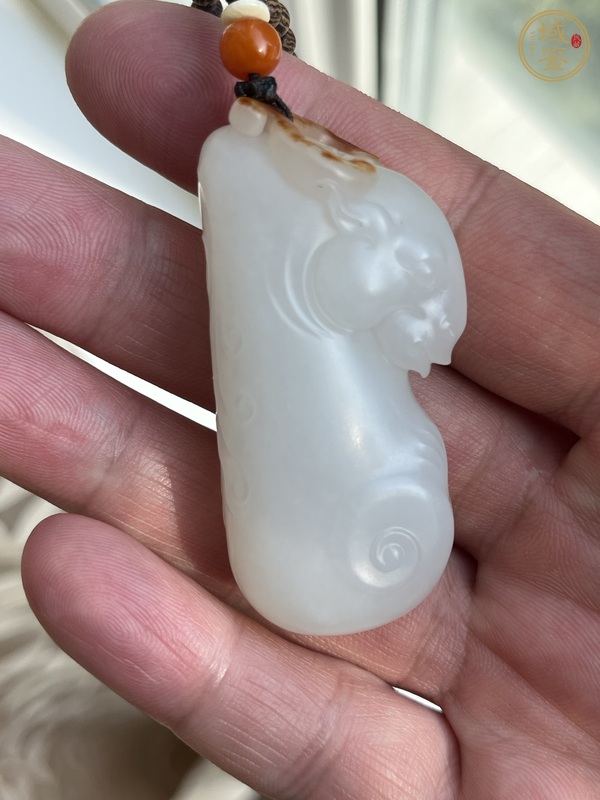 古玩玉器和田玉雕“臥羊”把件真品鑒賞圖