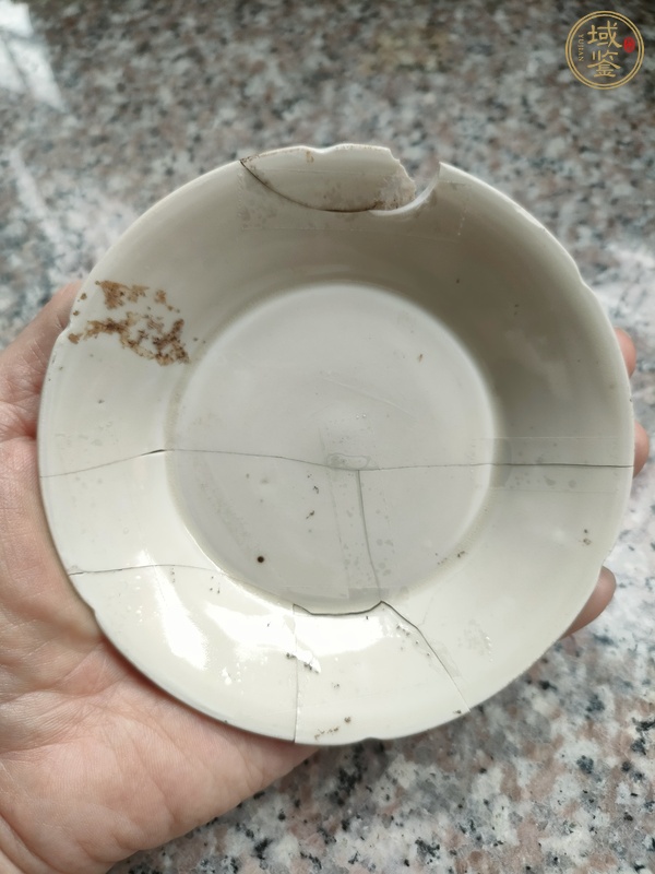 古玩陶瓷定窯白釉葵口洗真品鑒賞圖