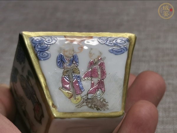 古玩陶瓷清中期 粉彩八仙人物紋斗杯真品鑒賞圖