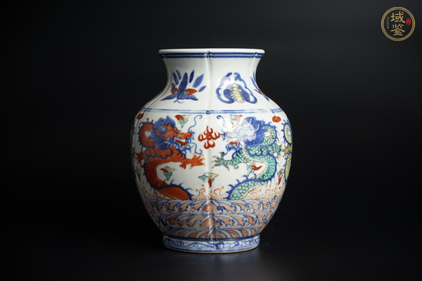 古玩清晚期·青花五彩海水江崖云龍紋罐真品鑒賞圖