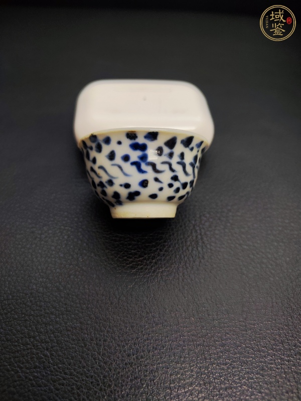 古玩陶瓷青花杯真品鑒賞圖