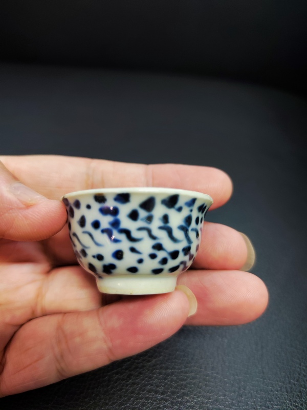 古玩陶瓷青花杯拍賣，當(dāng)前價(jià)格800元