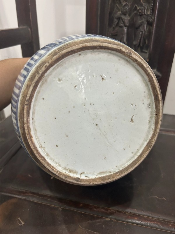 古玩陶瓷青花蓋罐拍賣，當前價格2200元