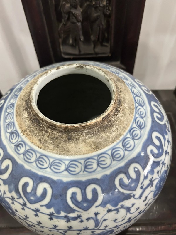 古玩轉(zhuǎn)賣青花纏枝花卉紋蓋罐拍賣，當前價格5888元