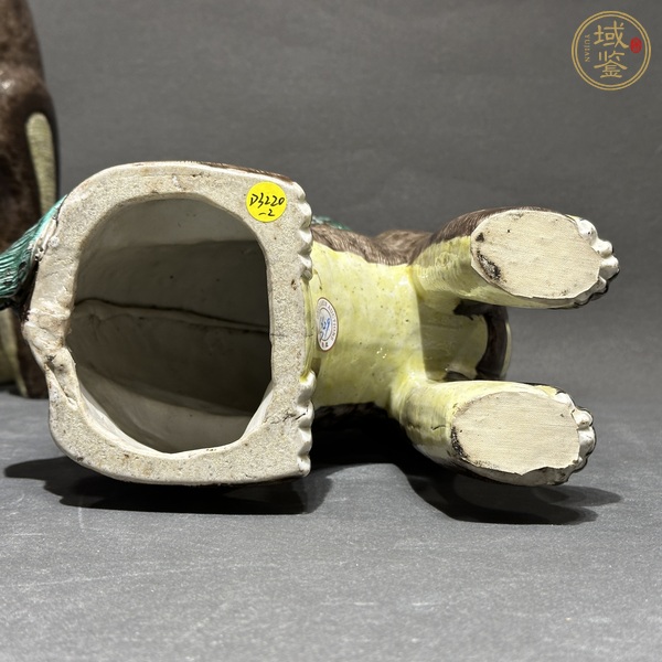 古玩陶瓷 瑞獸塑像真品鑒賞圖