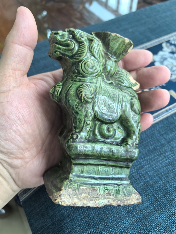 古玩陶瓷清代·綠釉獅子造型燭臺拍賣，當(dāng)前價格886元