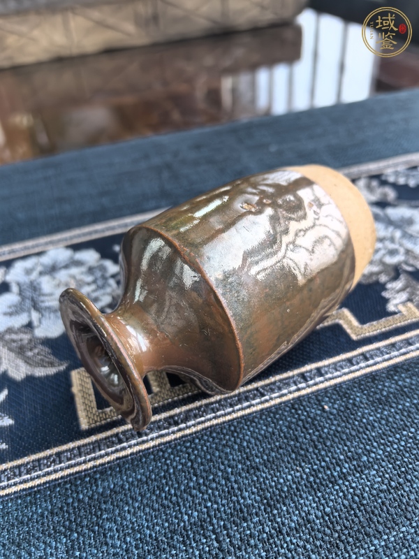 古玩陶瓷窯變黑釉撇口瓶真品鑒賞圖