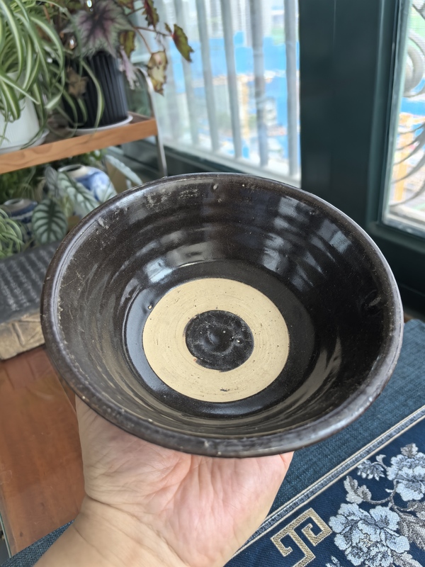 古玩陶瓷元末明初·黑釉刻線條紋碗拍賣，當(dāng)前價格3200元