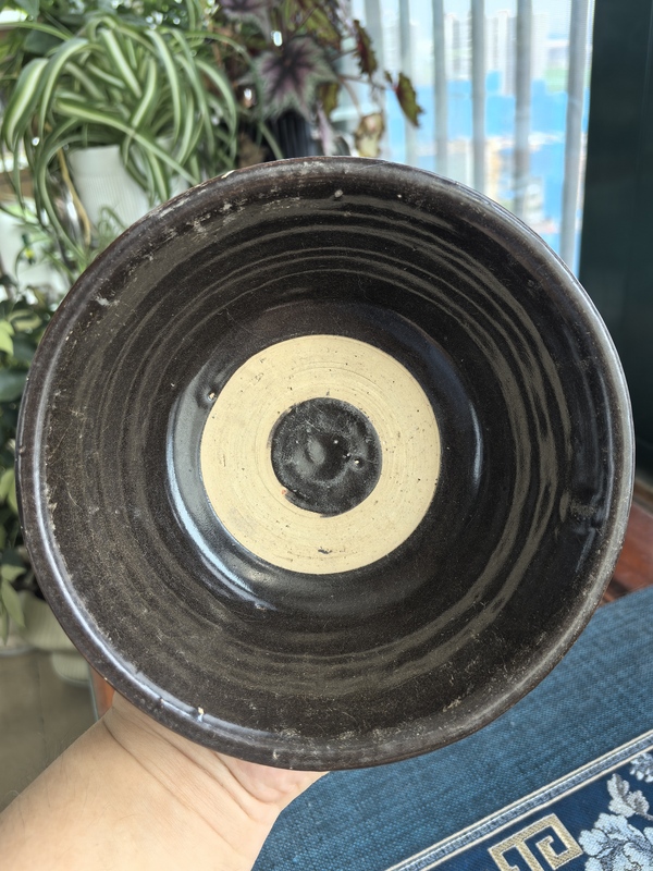 古玩陶瓷元末明初·黑釉刻線條紋碗拍賣，當(dāng)前價格3200元