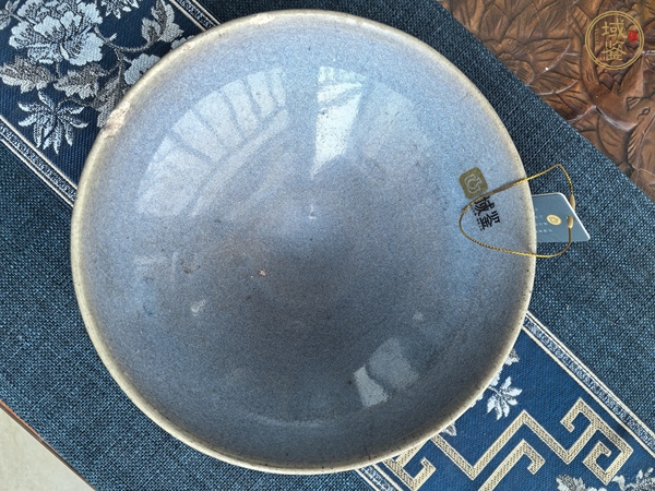 古玩陶瓷鈞窯天藍釉大碗真品鑒賞圖