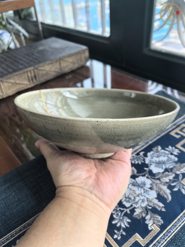 古玩陶瓷耀州窯青釉大碗真品鑒賞圖