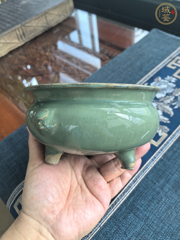 古玩陶瓷綠釉獅耳爐真品鑒賞圖